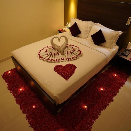 Hotel Metropolis Hubli Exterior photo