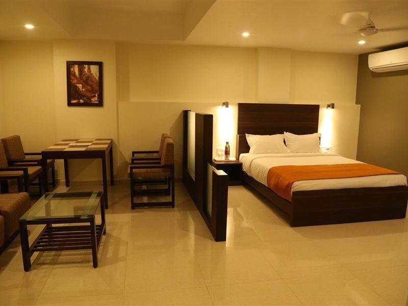 Hotel Metropolis Hubli Exterior photo