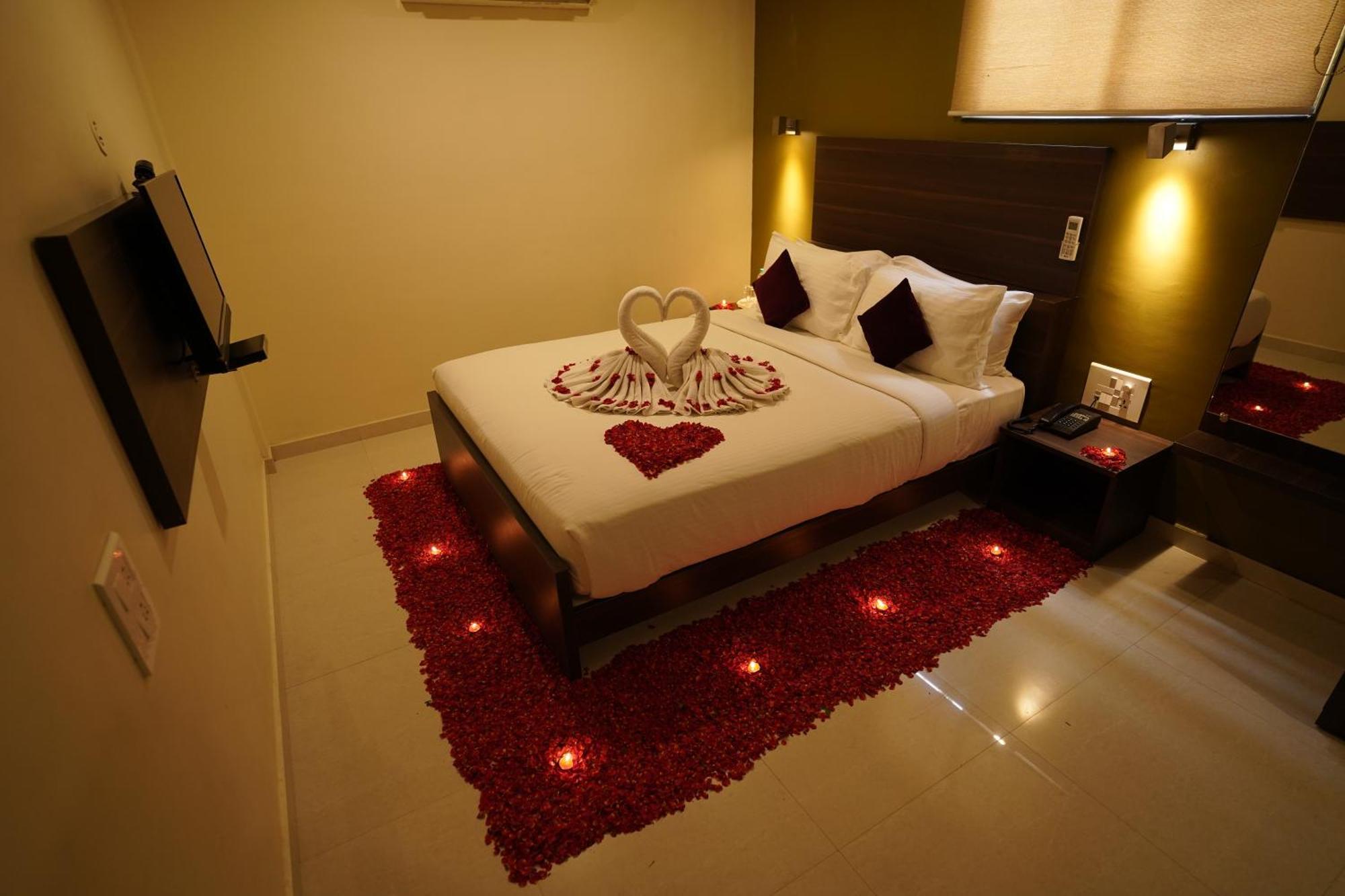 Hotel Metropolis Hubli Exterior photo